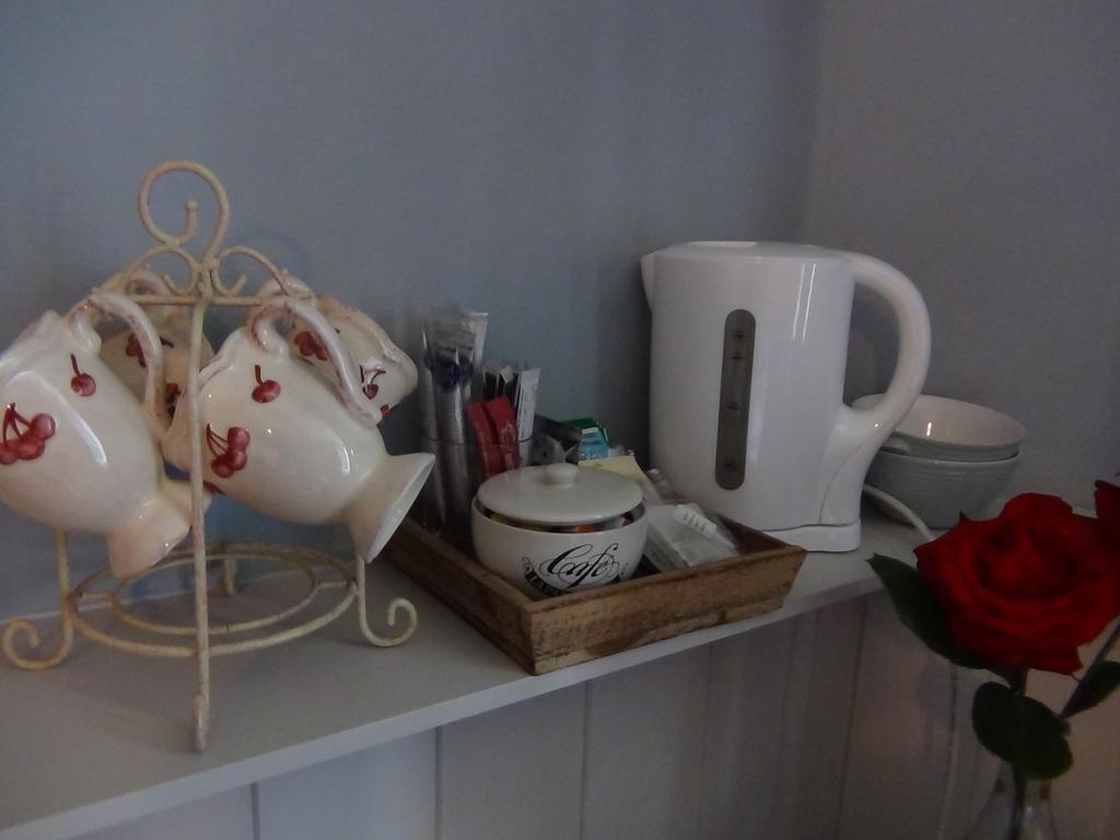 Cahagnes Etang Fleuri Bed & Breakfast エクステリア 写真